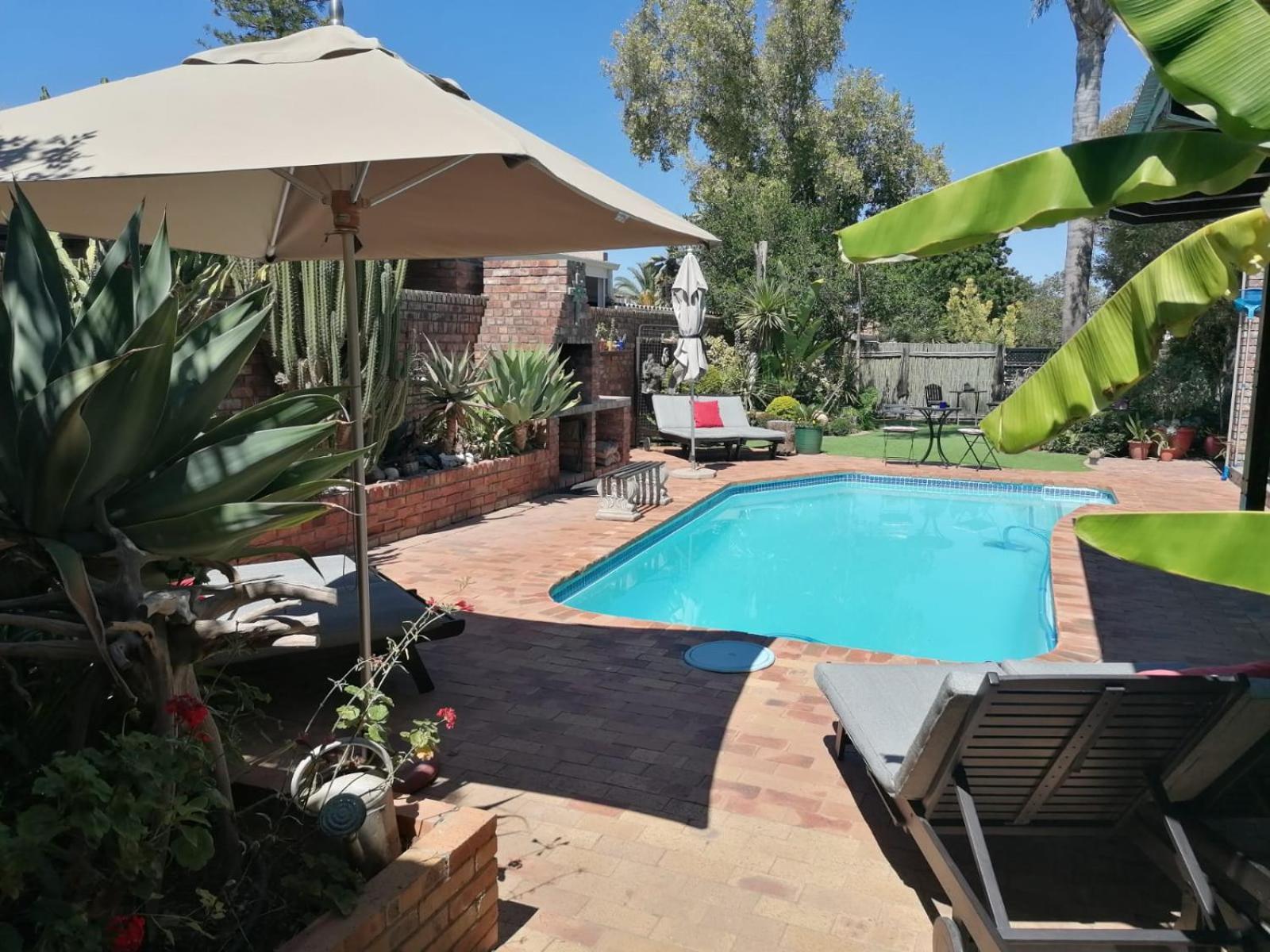 Earthbound Guest House Oudtshoorn Exterior foto