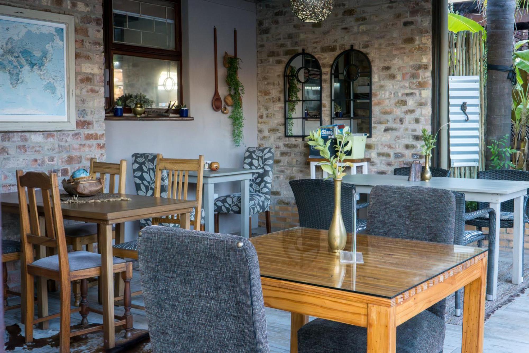 Earthbound Guest House Oudtshoorn Exterior foto